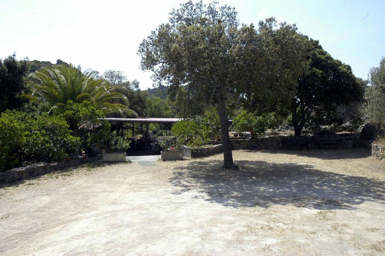 Il Nuraghe Del Lago Coghinas Oschiri Extérieur photo