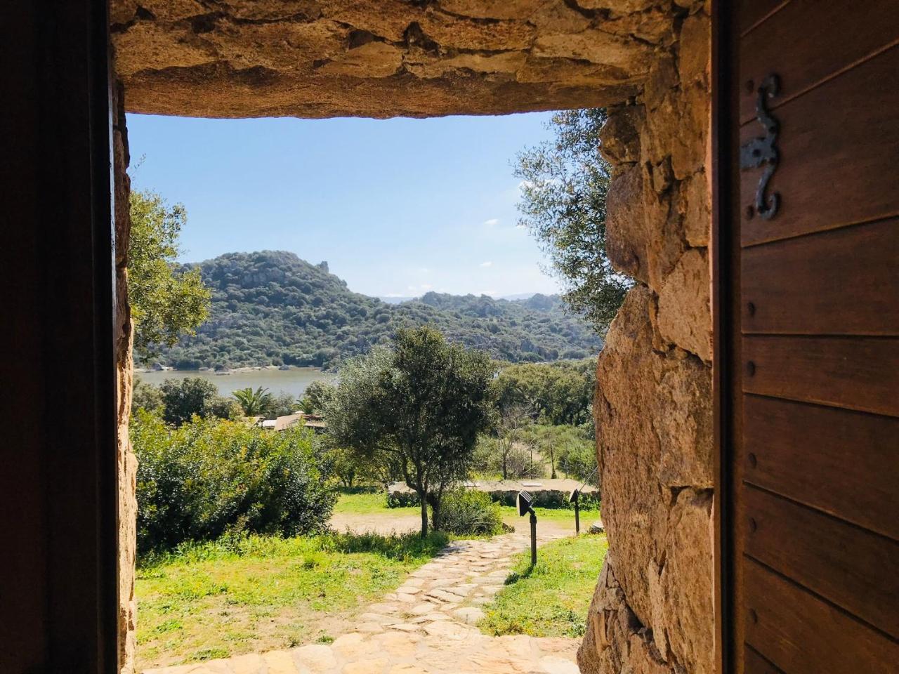 Il Nuraghe Del Lago Coghinas Oschiri Extérieur photo